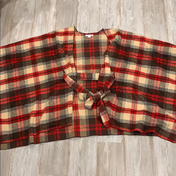 Plaid Cape/shawl - Picture 1 of 2